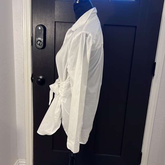 Button down with bow front - Picture 4 of 5